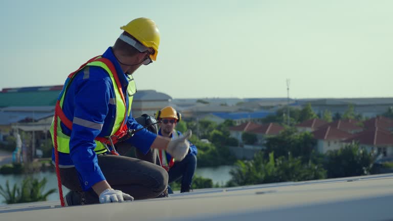 Roof Insulation in Simonton Lake, IN